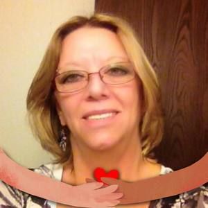 Meet your Posher, Mona